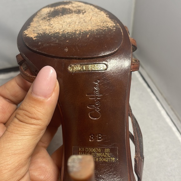 Cole Haan Verona Air T-Strap Brown Laser Cut Leather Open Toe Sandals Size 8 - Picture 11 of 13